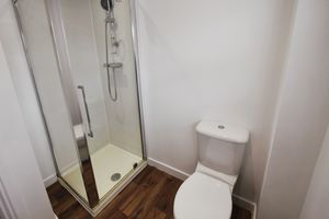 En-suite Shower Room- click for photo gallery